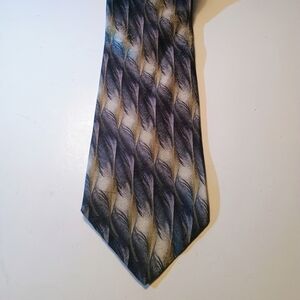 Stylish Black and Gold Men's Tie